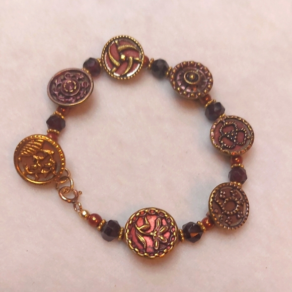 Jewelry - Stylish Coin Bead Bracelet 7" Gold Filled